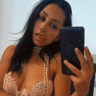 Mia