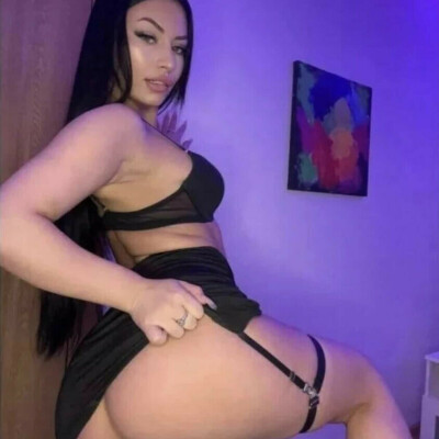 Karina -Party Girl