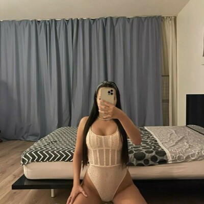 Karina -Party Girl