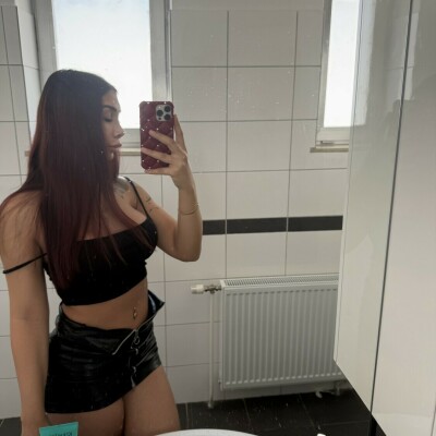 Ts Ella