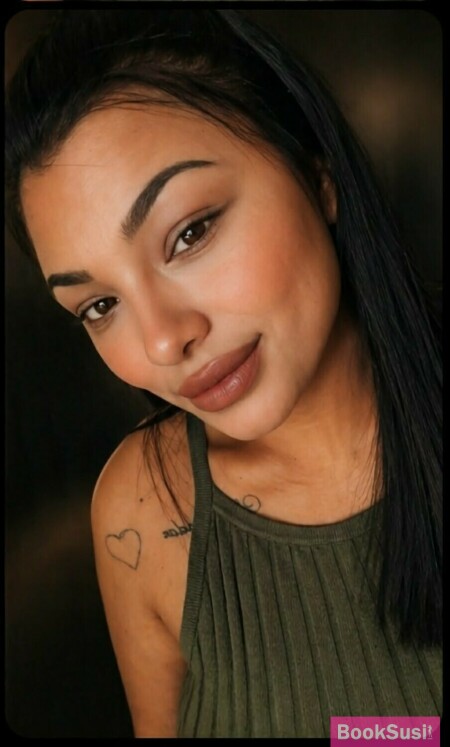 Lara24
