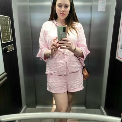 Elena Elegant