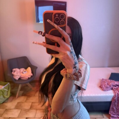 Melissa Bella Ts