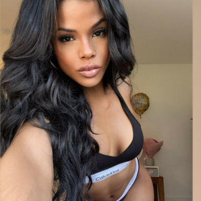 Leonela