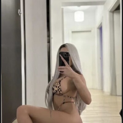 Ella Top Service