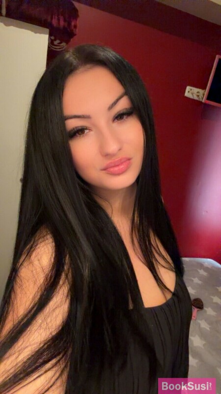 Vanessa New+