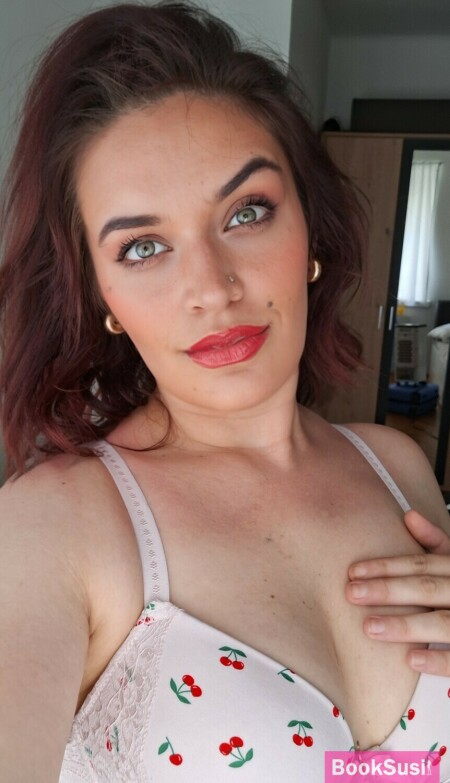 Samantha Vip