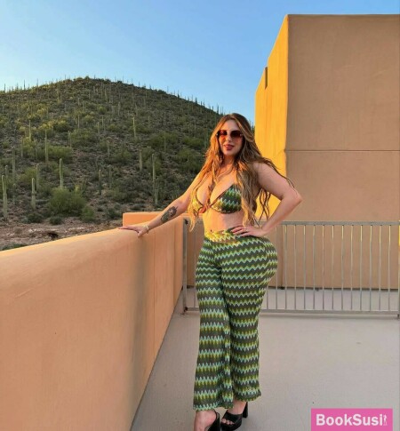 Naomie44