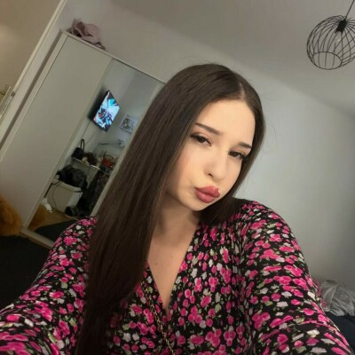 Mia