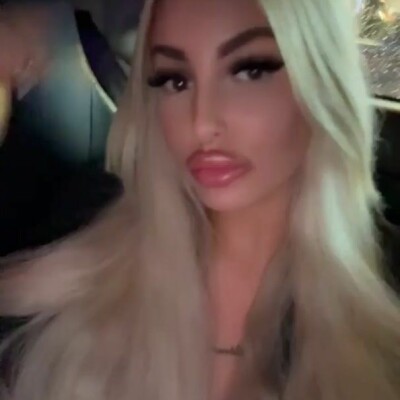 Mia