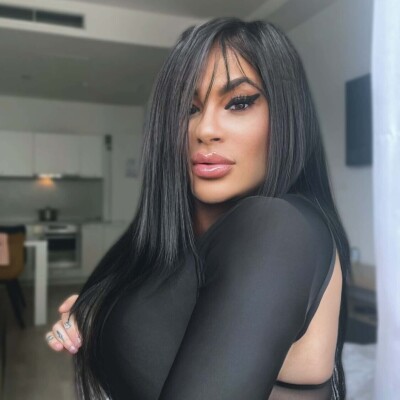 Leyla Trans