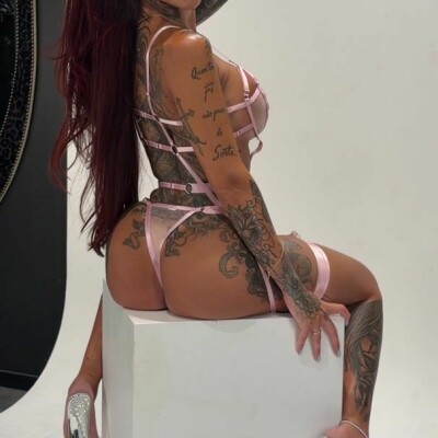 Scarlet Letizia