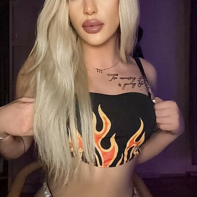 Chloe_Bobshell