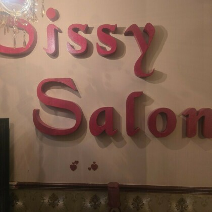 Sissy Salon