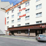 Hotel Bauer