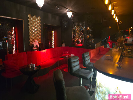 Call Girl Bar/Studio