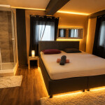 Saloon Nightclub