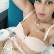 Laura Tha