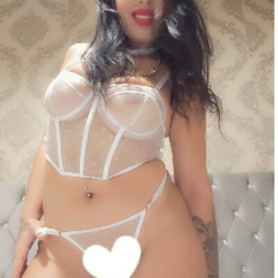Laura Tha