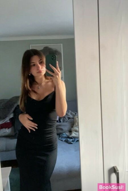 Esra Linz