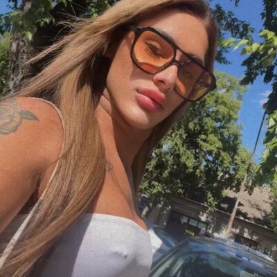 Trans Katie Delux