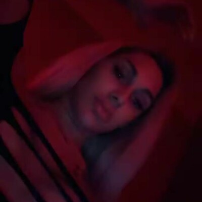 Trans Katie Delux