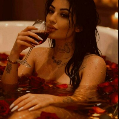 Nicole