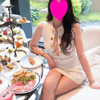 Eimi Aus China