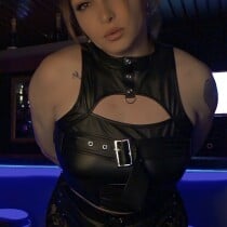 Sklavin Ava