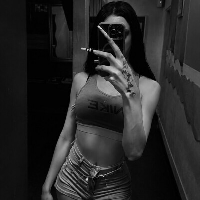 Melissa Bella Ts