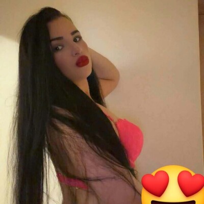 Alisia Neue Party