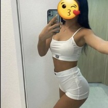 Antonia New