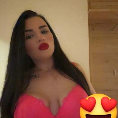 Alisia Neue Party