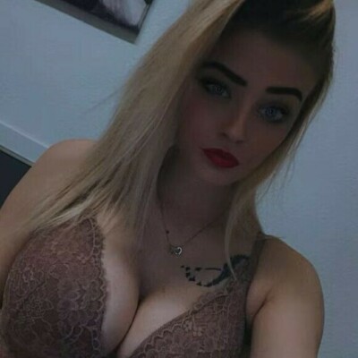 Mia