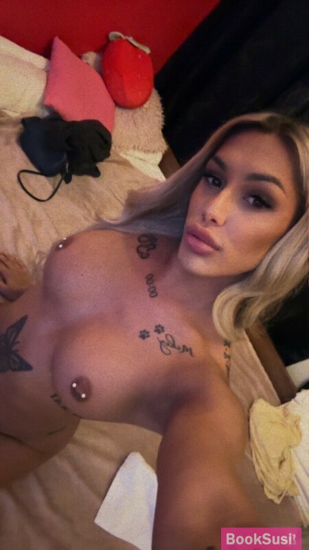 Trans Katie Delux