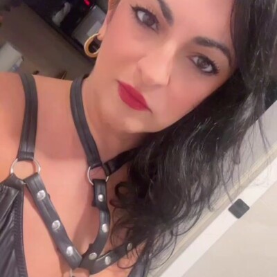 Mona Velvet