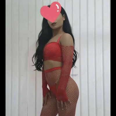Brunette🫦