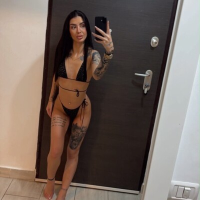 Nicole Top