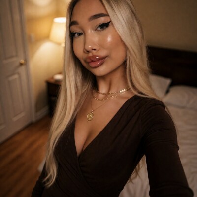 Amira L