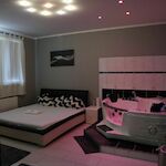 Laufhaus & Nightclub Herzl Bar