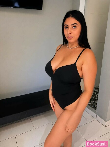 Denisa Party Girl