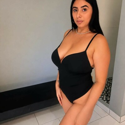 Denisa Party Girl