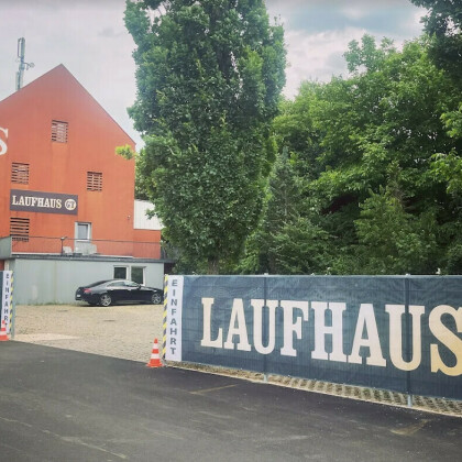 Laufhaus Gt