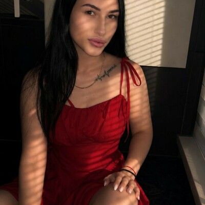 Lara-Sensual