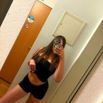 ️️️Dya️️️
