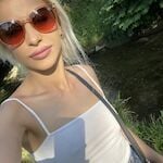 Adelle-7