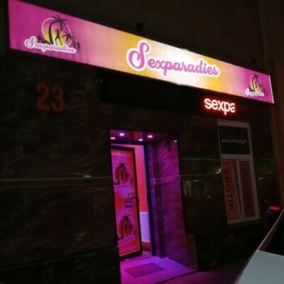Sexparadies-Laufhaus