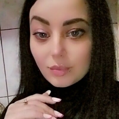 Sarah-Sarah01