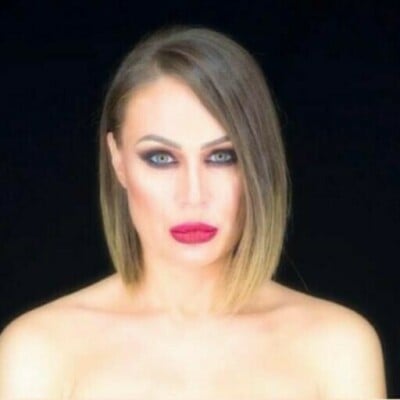 Madame_M