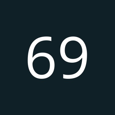 696